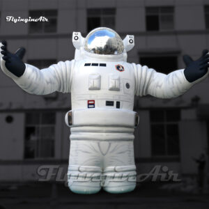 Modelo de astronauta inflable gigante blanco al aire libre de 10 m con las manos abiertas