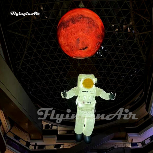 Modelo de astronauta inflable gigante colgante con luces LED para decoración de centros comerciales