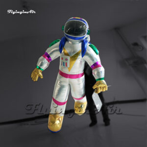 colgante modelo de astronauta inflable gigante plateado para evento