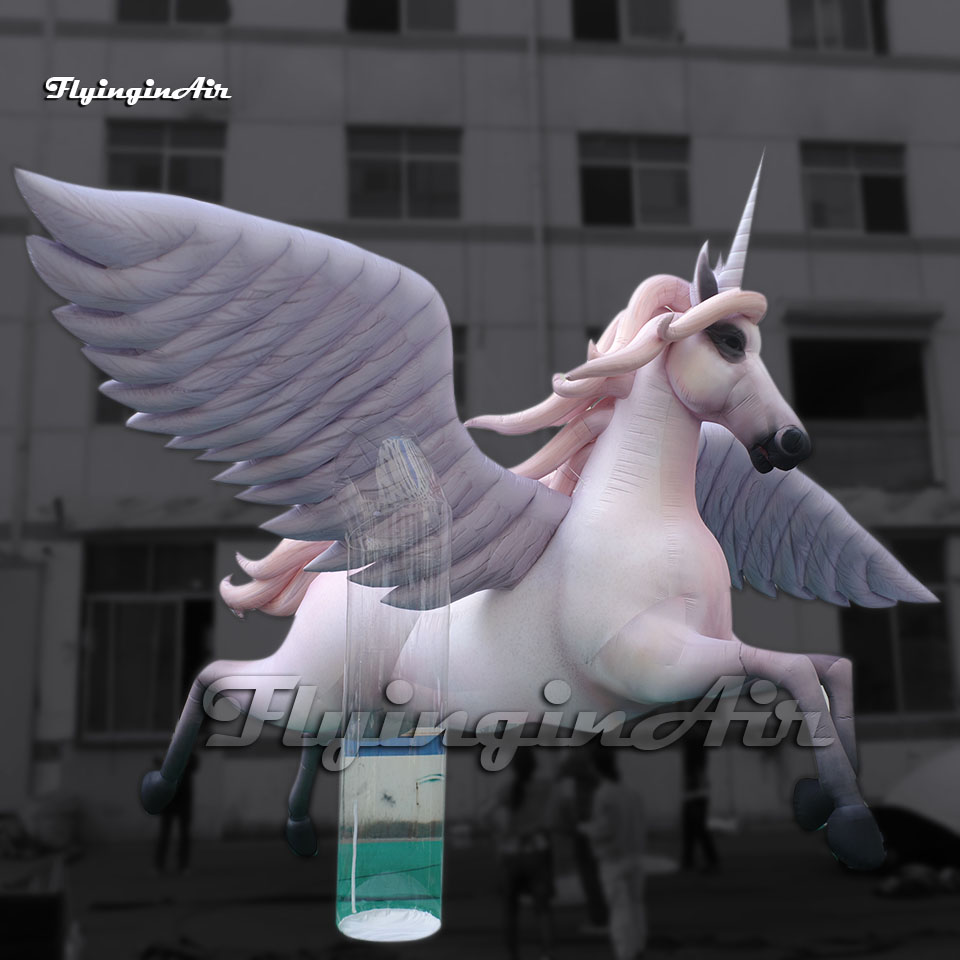 Unicornio Inflable Gigante con Alas Desplegadas (6m Altura) - Decoración para Escenarios de Carnaval