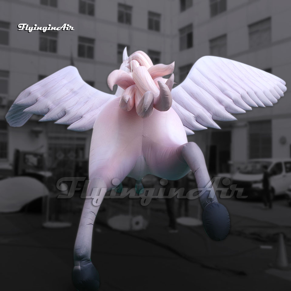 Unicornio inflable gigante con alas